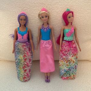 Dreamtopia Barbies SET OF 4 New